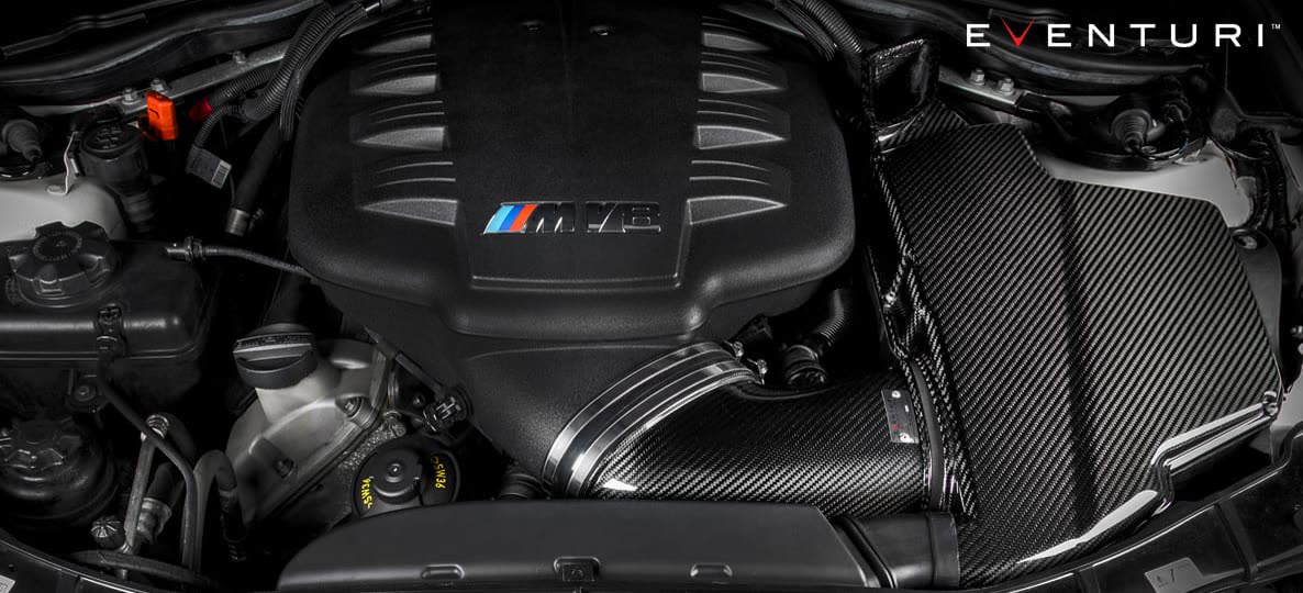 Eventuri-Ansaugung in einem BMW-Motorraum